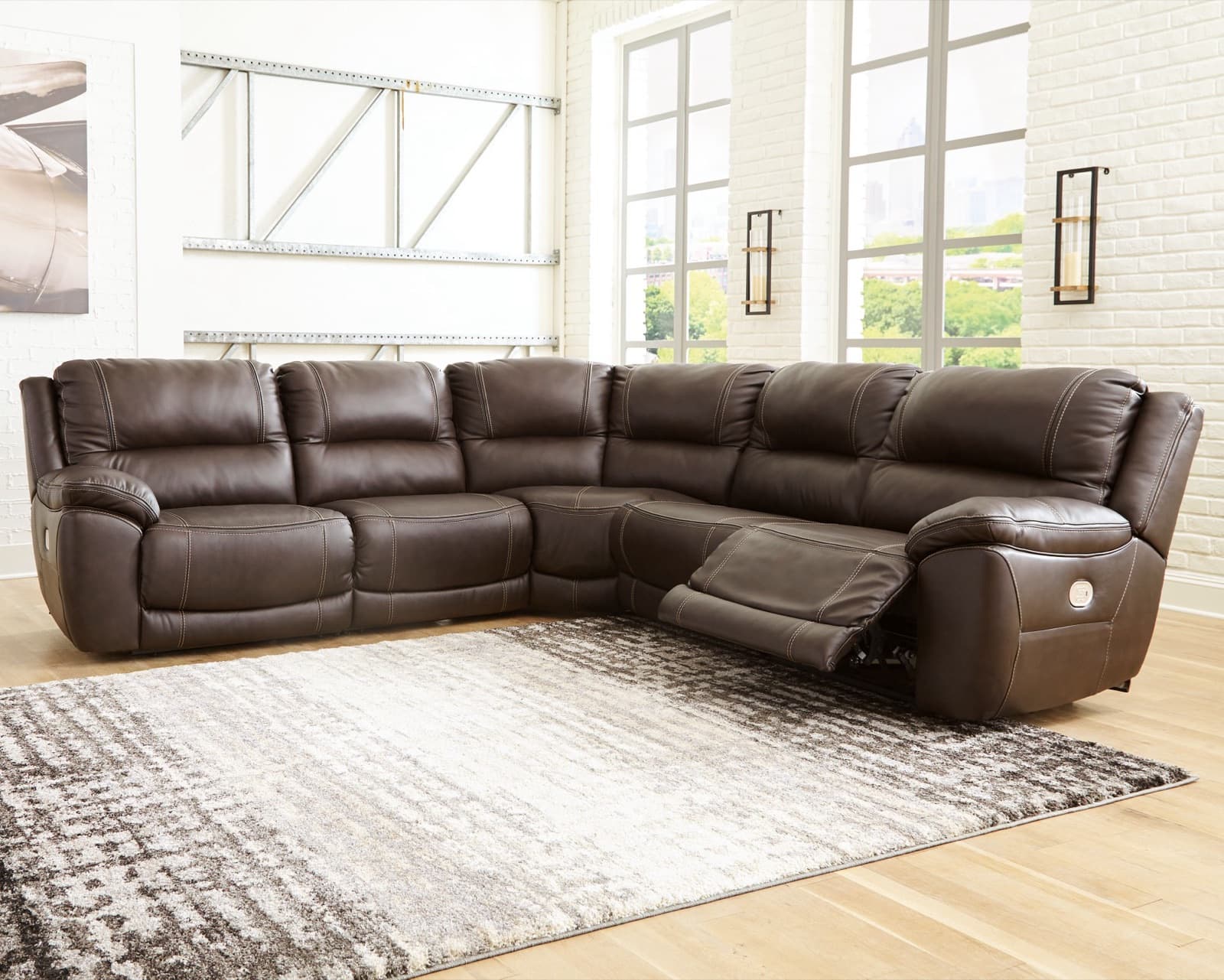 Outdoor & Patio furniture at Middletown Furniture, Middletown OH